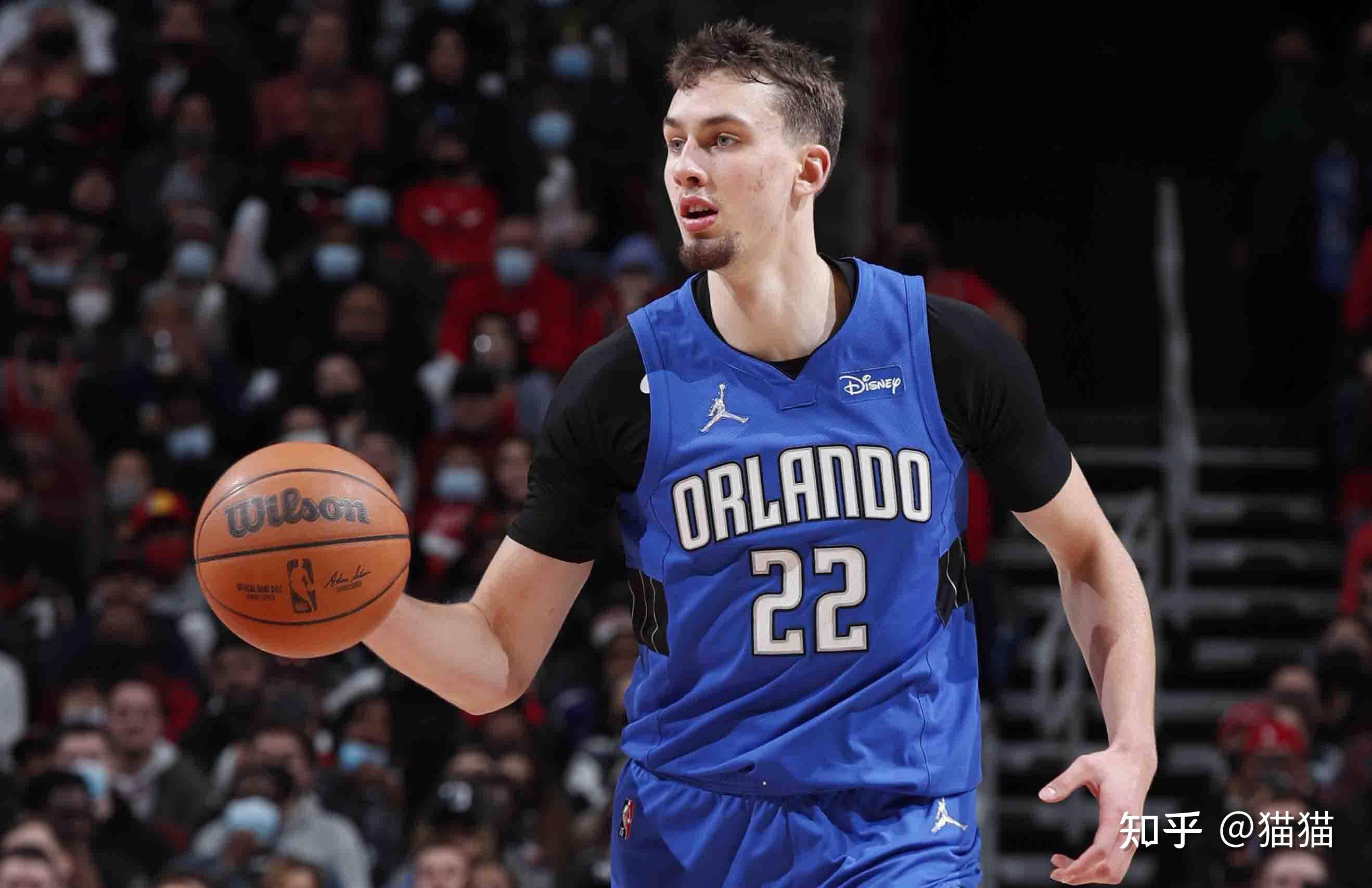 一件印有 一件印有